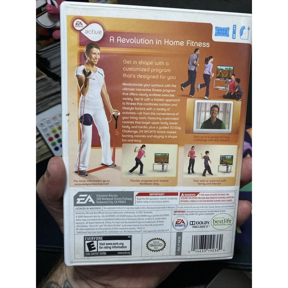 Nintendo Wii - EA Sports Active: Personal Trainer - Complete w/ Manual